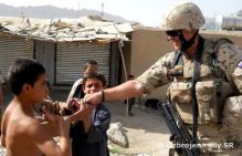 ISAF: Finann pomoc z Afganistanu pre slovensk rodinu 