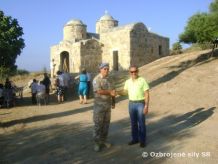 Prslunci Sektoru 4 UNFICYP nasaden v nraznkovej zne poas duchovnej pte v Agia Marina